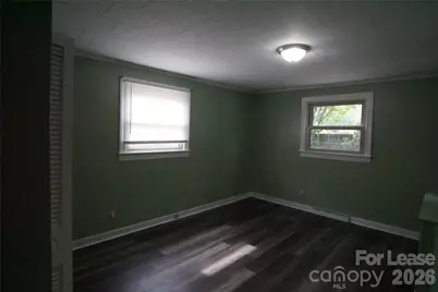206 11th Street NE, Hildebran, NC 28637 - Photo 12