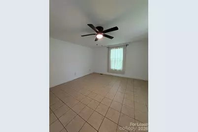309 N Poplar Street, Gastonia, NC 28054 - Photo 4