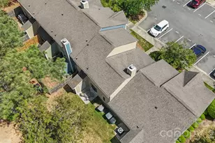 9005 Four Mile Crk Rd, Charlotte, NC 28277 - Photo 32