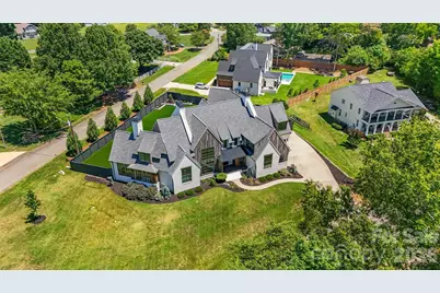 20218 Rainbow Circle, Cornelius, NC 28031 - Photo 2