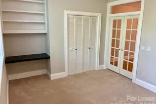38 1/2 Battery Park Ave, Asheville, NC 28801 - Photo 8