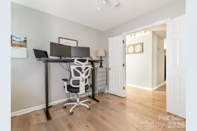 3930 Huntmeadow Drive, Charlotte, NC 28269 - Photo 30