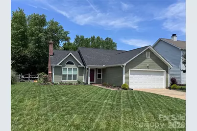 3930 Huntmeadow Drive, Charlotte, NC 28269 - Photo 32