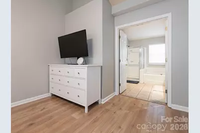 3930 Huntmeadow Drive, Charlotte, NC 28269 - Photo 24