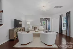 2403 Diplomat Ln, Charlotte, NC 28210 - Photo 10