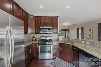 2403 Diplomat Lane, Charlotte, NC 28210 - Photo 20