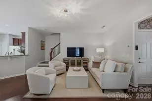 2403 Diplomat Ln, Charlotte, NC 28210 - Photo 8