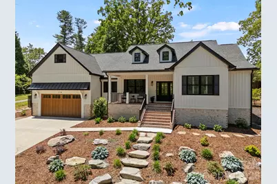 710 Knollwood Drive, Hendersonville, NC 28791 - Photo 1