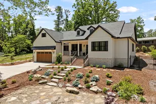 710 Knollwood Dr, Hendersonville, NC 28791 - Photo 2