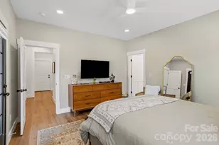 710 Knollwood Dr, Hendersonville, NC 28791 - Photo 22