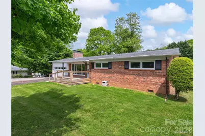 125 Playground Court, Waynesville, NC 28786 - Photo 2