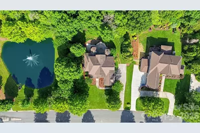 2016 Autumn Blossom Lane, Waxhaw, NC 28173 - Photo 2
