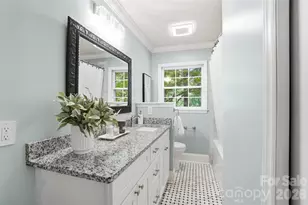 6535 Burlwood Rd, Charlotte, NC 28211 - Photo 22