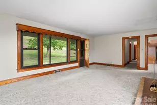 21 Beaverdam Rd, Canton, NC 28716 - Photo 6