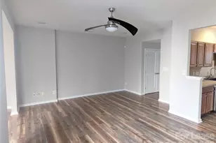 4613 Forestridge Commons Dr, Charlotte, NC 28269 - Photo 6