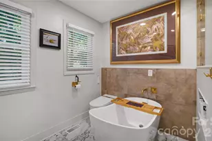 1634 Lumarka Dr, Charlotte, NC 28212 - Photo 18