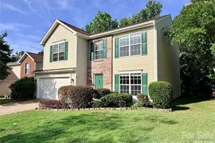 7638 Black Hawk Ln, Tega Cay, SC 29708 - Photo 4