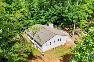 1943 Landrum Rd, Columbus, NC 28722 - Photo 16