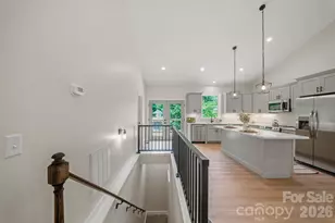 311 Farley St, Waynesville, NC 28786 - Photo 10