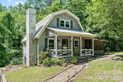 177 E Poplar Drive, Hendersonville, NC 28792 - Photo 2