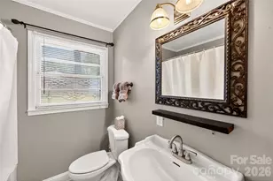 609 Kenlough Dr, Charlotte, NC 28209 - Photo 18
