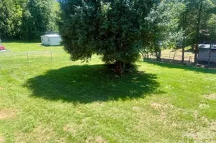 620 Central St, Hudson, NC 28638 - Photo 6