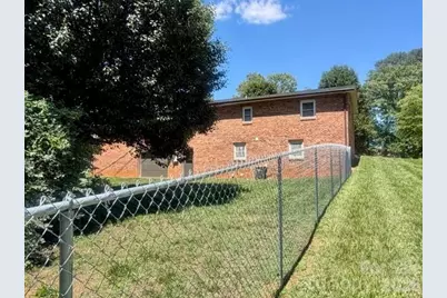 620 Central Street, Hudson, NC 28638 - Photo 4