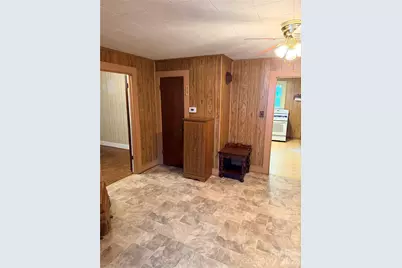 731 10th Street Boulevard NW, Hickory, NC 28601 - Photo 6