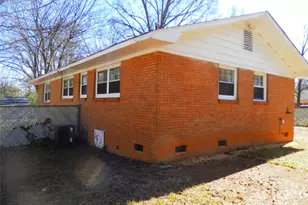 815 Echo Glen Rd, Charlotte, NC 28213 - Photo 24