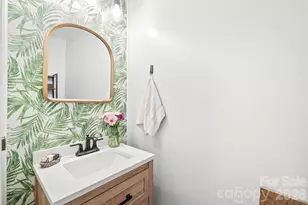 419 Scarborough Ln, Matthews, NC 28105 - Photo 34