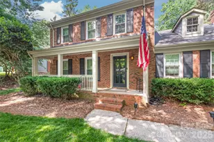419 Scarborough Ln, Matthews, NC 28105 - Photo 6
