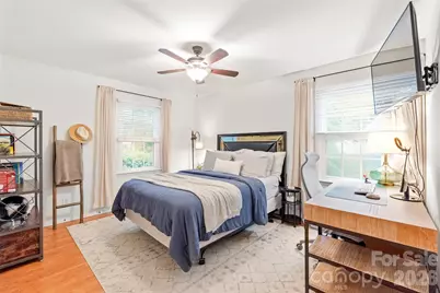 419 Scarborough Lane, Matthews, NC 28105 - Photo 32