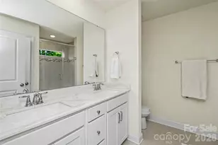 1010 Moffatt Ln, Matthews, NC 28105 - Photo 14