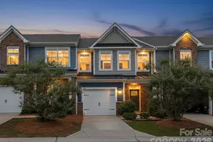 1010 Moffatt Ln, Matthews, NC 28105 - Photo 2