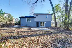 8208 Doverdale Ln, Charlotte, NC 28217 - Photo 4