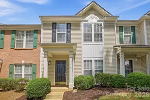 5315 Jocelyn Ln, Charlotte, NC 28269 - Photo 1
