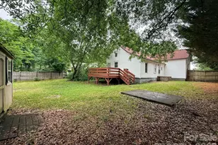305 N Poplar St, Gastonia, NC 28054 - Photo 26