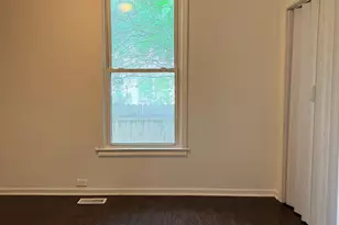305 N Poplar St, Gastonia, NC 28054 - Photo 12