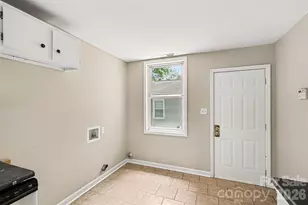 1820 Genesis Park Pl, Charlotte, NC 28206 - Photo 22