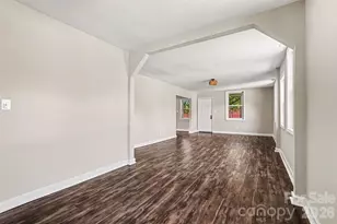 1820 Genesis Park Pl, Charlotte, NC 28206 - Photo 10
