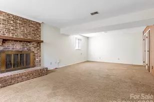 6534 Rollingridge Dr, Charlotte, NC 28211 - Photo 14