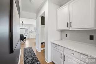 11016 Larkslea Ln, Charlotte, NC 28278 - Photo 8