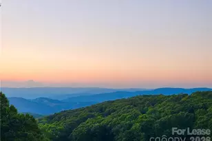 303 Sugar Top Dr, Sugar Mountain, NC 28604 - Photo 26