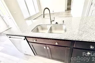 1135 Overlake Dr, Belmont, NC 28012 - Photo 20