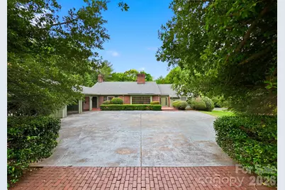 1811 5th Street NW, Hickory, NC 28601 - Photo 6