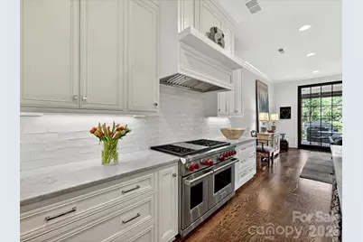 117 Huntley Place, Charlotte, NC 28207 - Photo 12