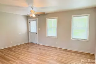 448 Byars St, Rock Hill, SC 29730 - Photo 2