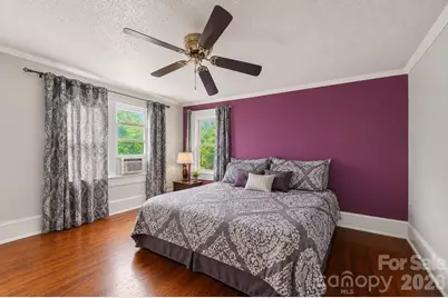 1302 Wilson W Lee Boulevard, Statesville, NC 28677 - Photo 14