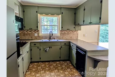 105 Ridgewood Lane, Statesville, NC 28677 - Photo 4