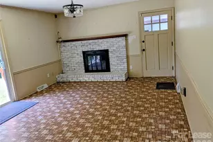 105 Ridgewood Ln, Statesville, NC 28677 - Photo 2